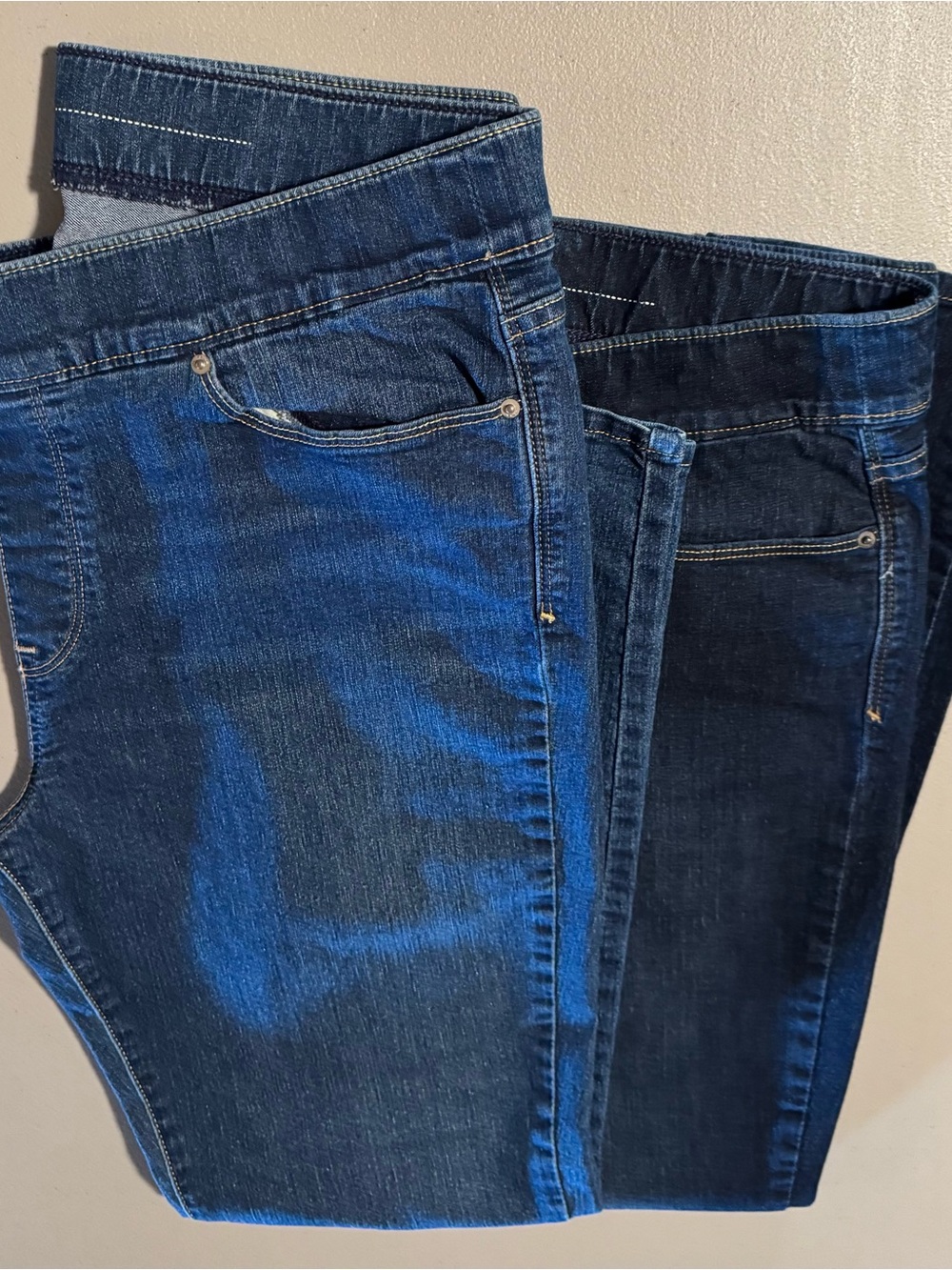 Women’s Levi’s Pull-On Dark Blue & Medium Blue Stretch Jeans - 2-Pack Size 16